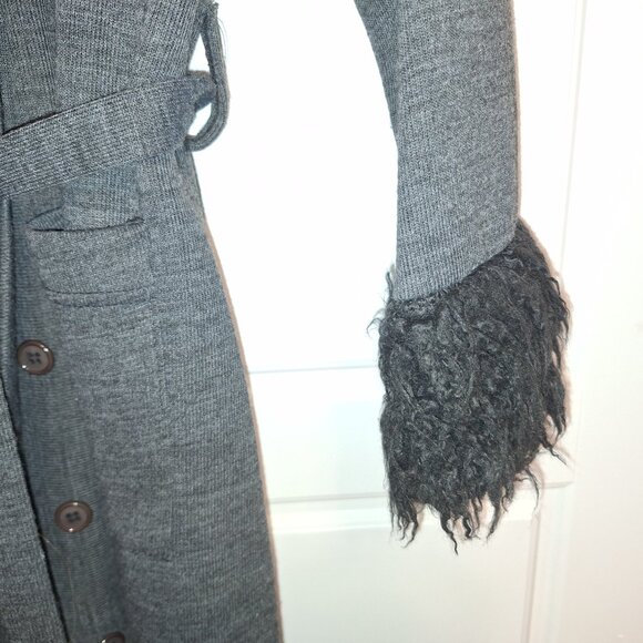 Made in Italy Very long dark grey sweater coat with hoody and faux fur trims - Picture 13 of 16